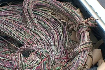 Гастролираща група открадна 680 метра телефонен кабел в Ардинско 