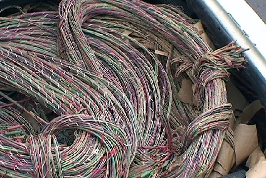 Гастролираща група открадна 680 метра телефонен кабел в Ардинско 