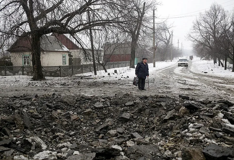 Бомба на автобусна спирка взе нови жертви в Донецк