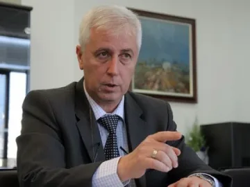 Дават на проф. Петров орден "Стара планина"