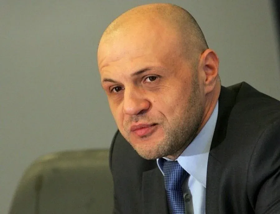 Дончев цели усвояване на над 2 млрд. европари през 2015г.