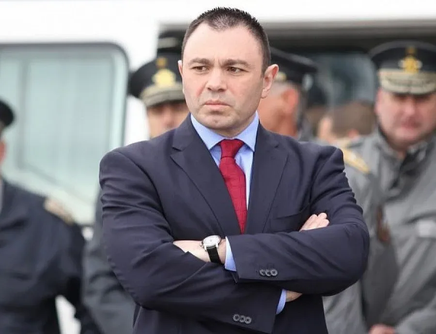 Лазаров и Сарафов: Рано е за разкриване на последните убийства