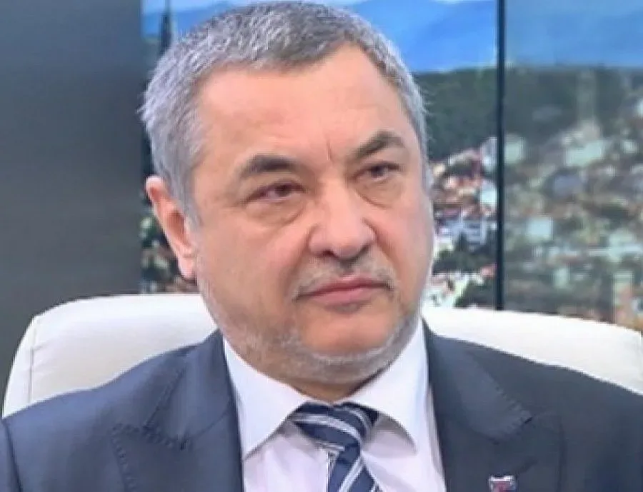 Симеонов: Намерението за вот на недоверие няма да разклати правителството