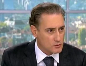 Домусчиев с мощна финансова инжекция