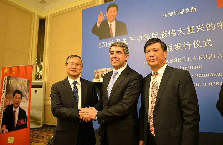 Плевнелиев: Прочетете "Китайската мечта"