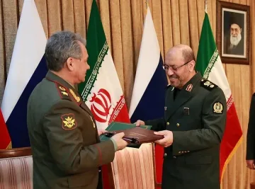 Русия се споразумя за военно сътрудничество с Иран