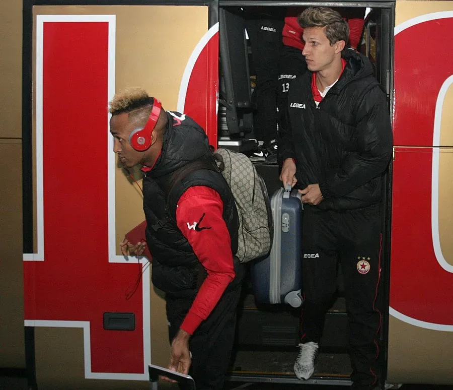 Ас на ЦСКА прави цирк за пари