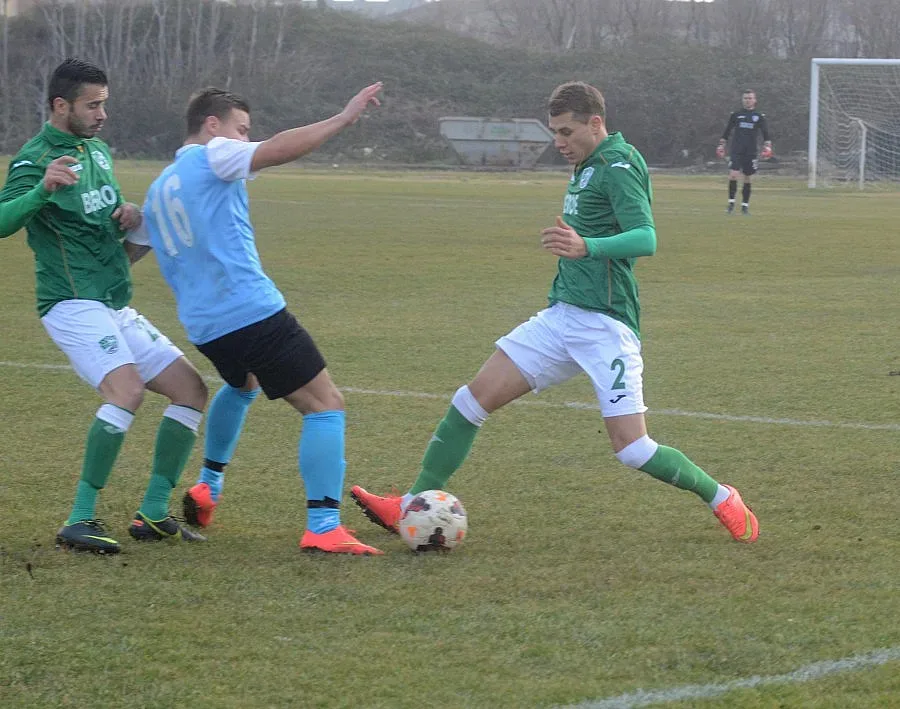 Антон Огнянов подписа с "Берое"