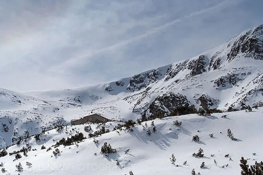 Спасиха турист в Рила от леден капан