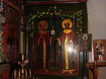 Българи и чужденци видяха 272-годишно руско евангелие в селски храм