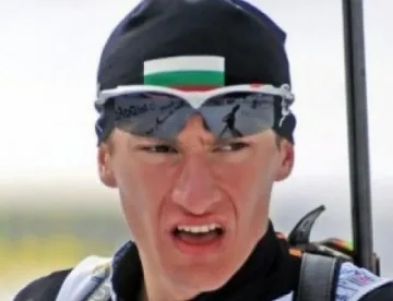 Анев влезе в Топ 10 на спринта