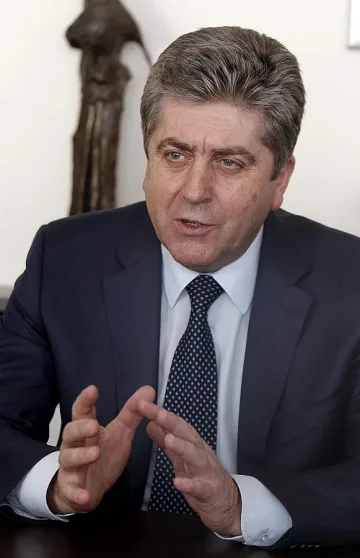 Да не викаме неволята от Брюксел, а да се разберем с Москва