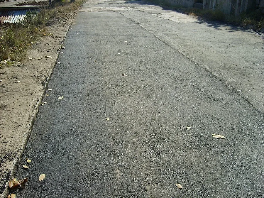 Ремонтират пътя за Златни пясъци