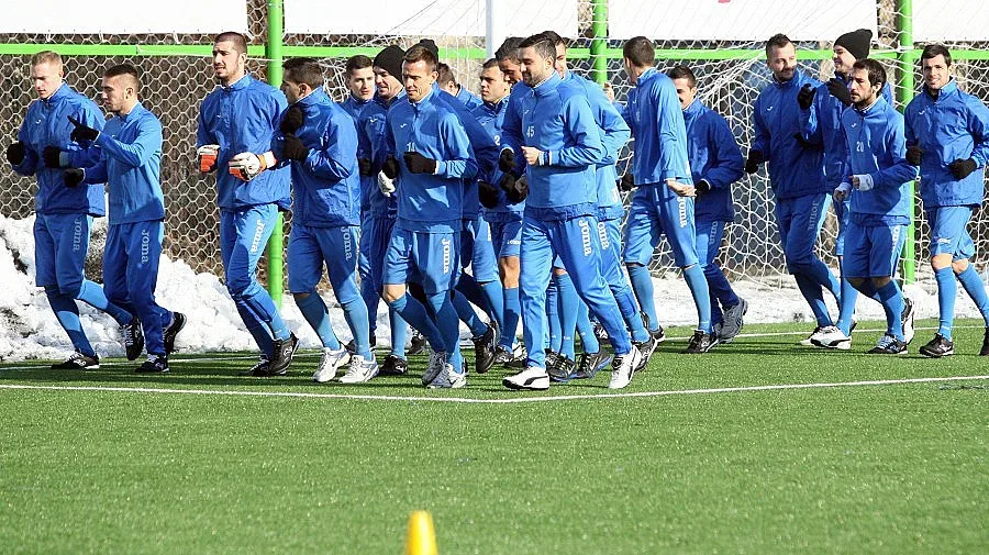 „Сините“ с първа победа за годината