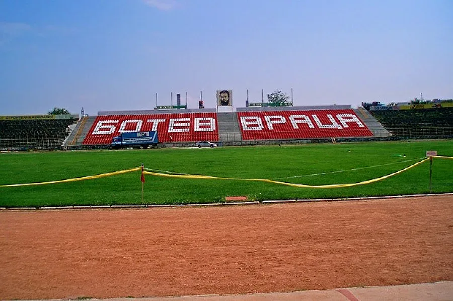 Кметът на Враца призова бизнеса да помогне на "Ботев"