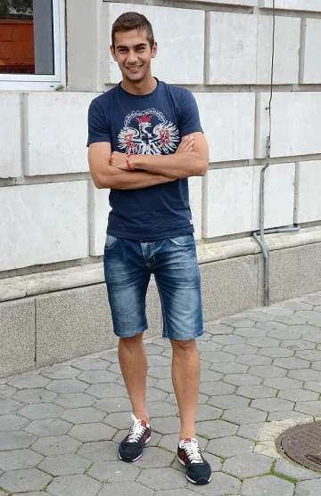 Величие хвали Ивайло Чочев