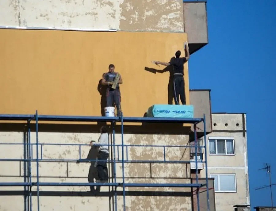 Над 20 благоевградски блока готвят документи за безплатно саниране