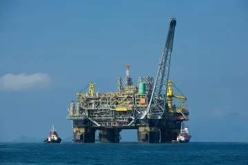Нефтът поевтинява само при война