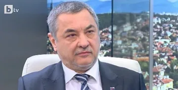 Валери Симеонов: Не съм „Шарли“