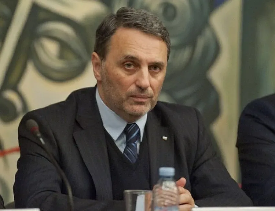 БАБХ бракува 13 тона храни и затвори 14 обекта за месец