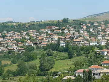 Айше точи чужда дебитна карта
