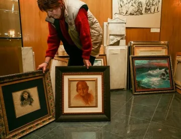 Още 60 картини на КТБ в музея