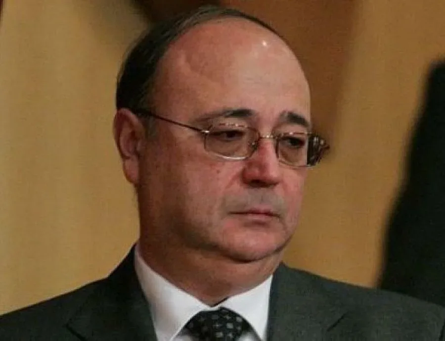 Петко Сертов се завърна в България