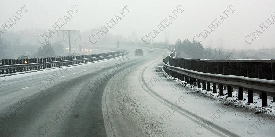 Заснежени, но проходими пътища в Пиринско
