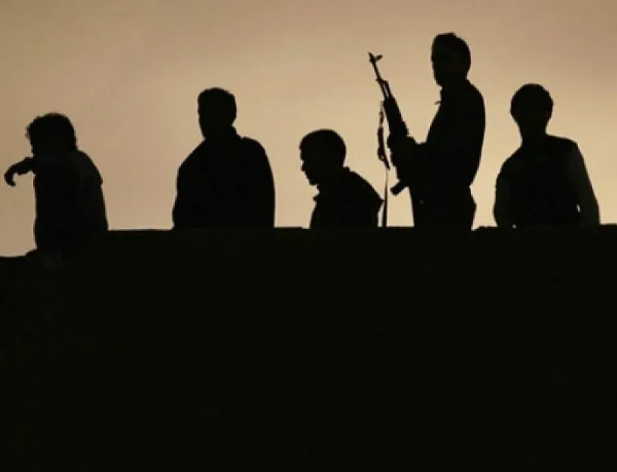 Още две момиченца се взривиха на пазар