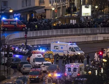 Освободиха петимата, задържани за атентата в Париж