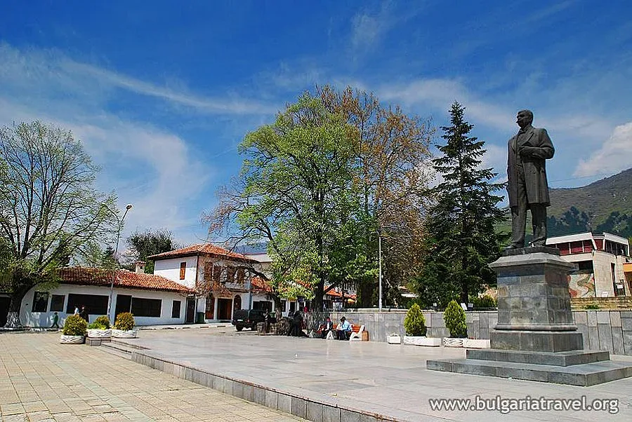 Сопот готви блокада на пътя за столицата