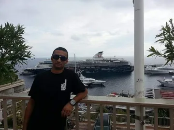 Инвалидната количка не пречупва вярата на Митко