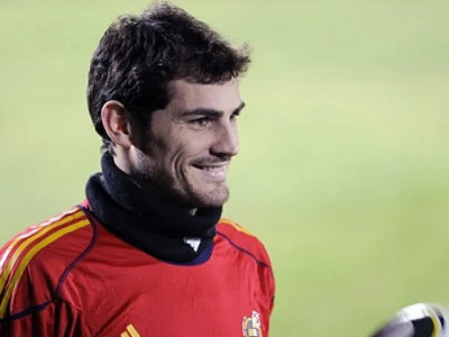 Касияс: Мадрид не иска Меси