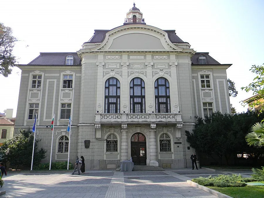 Пловдив преизпълни бюджета с 5,8 милиона