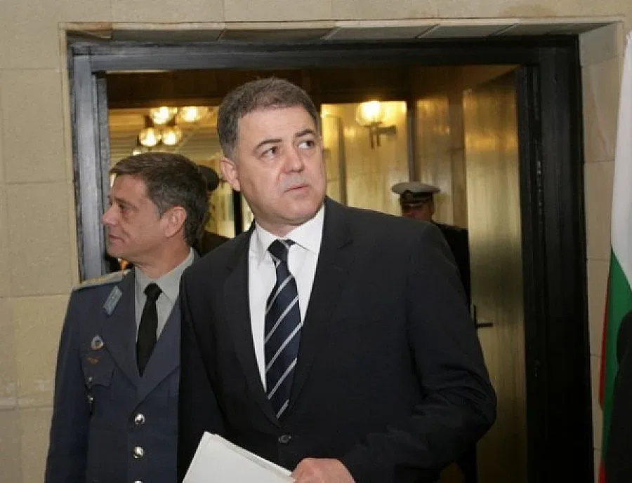 Ненчев: Армията ще окаже логистична подкрепа за охраната на границата с Турция