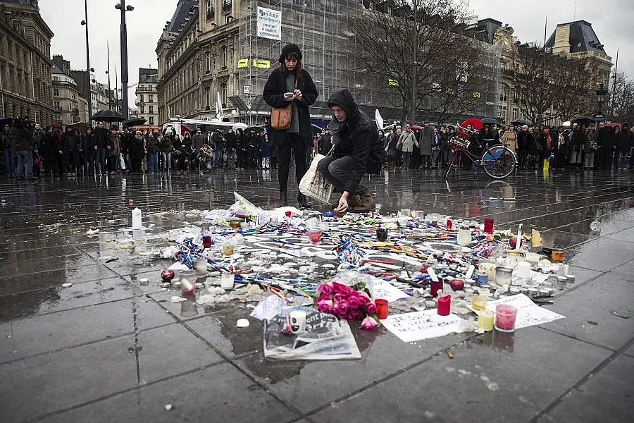Кошмари и гняв в Париж