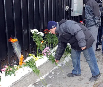 Армия до Айфеловата кула (ОБЗОР)