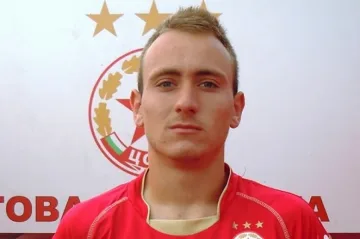 Кокала прибира "червения"