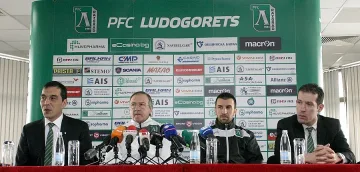 Дерменджиев не иска футболисти от ЦСКА
