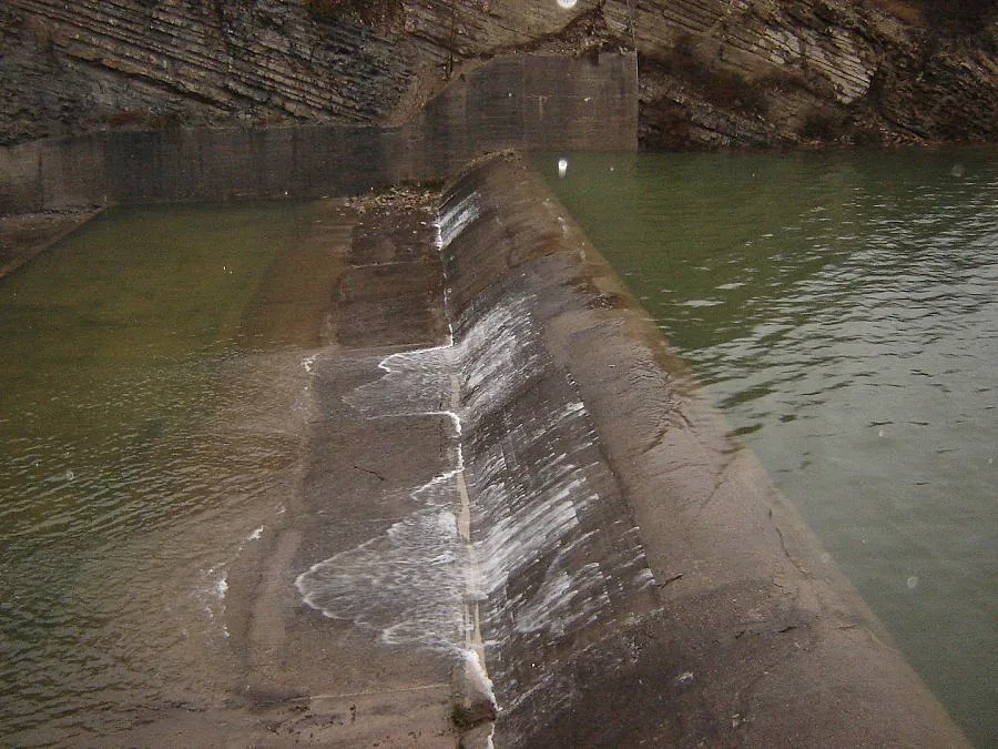 Има опасност от преливане на язовир в община Вълчи дол