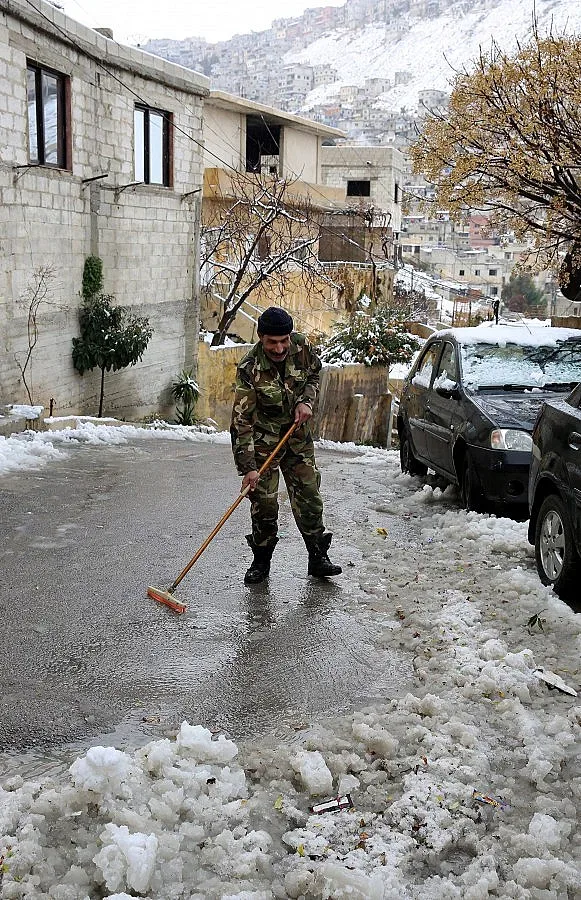 Снежен ад в Близкия изток
