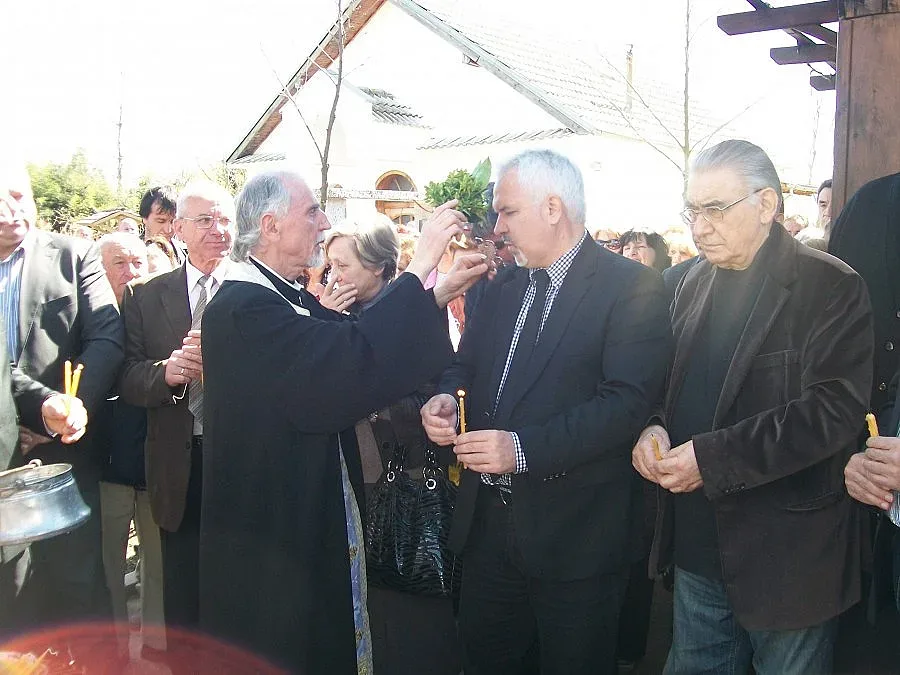 Луда Мара втори ден „крие" кръста