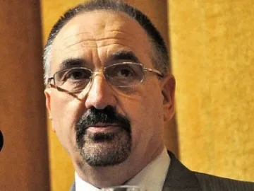 Никола Казаков отново ще оглави Държавната агенция за бежанците