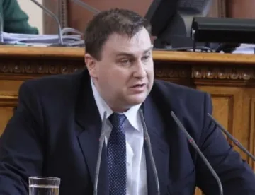 Eмил Радев: България разчита на ЕК при нова бежанска вълна