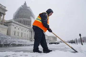 Сириза обеща да не излиза от еврото (ОБЗОР)