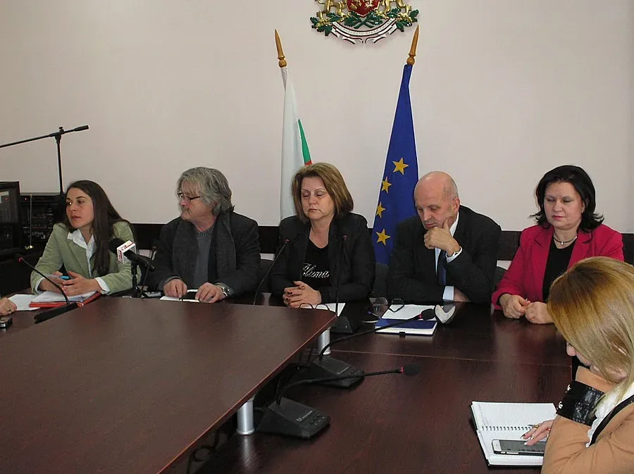 Германия обучава наши специалисти по грижи за възрастни