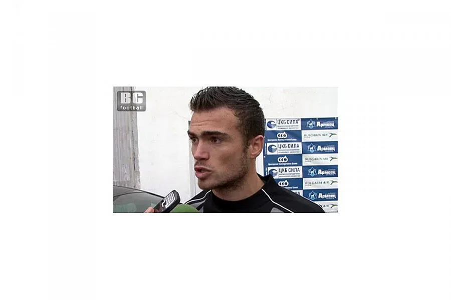 "Берое" се раздели с бранител и привлече вратар