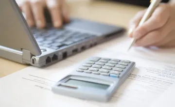 67-годишна първа декларира по интернет доходите