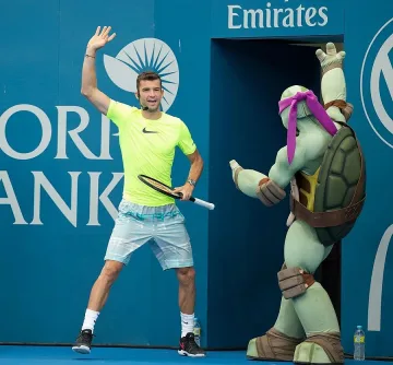 Гришо танцува с костенурки