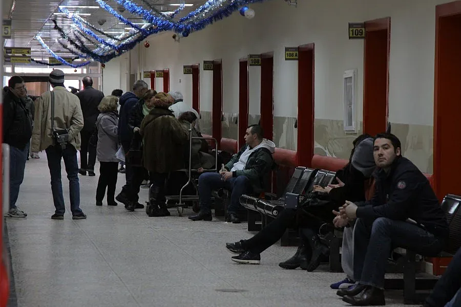 Оперират ни без пари с кибернож